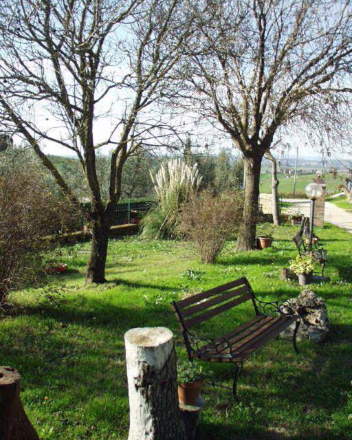 Agriturismo Marruchetone Vecchio มันชาโน ภายนอก รูปภาพ