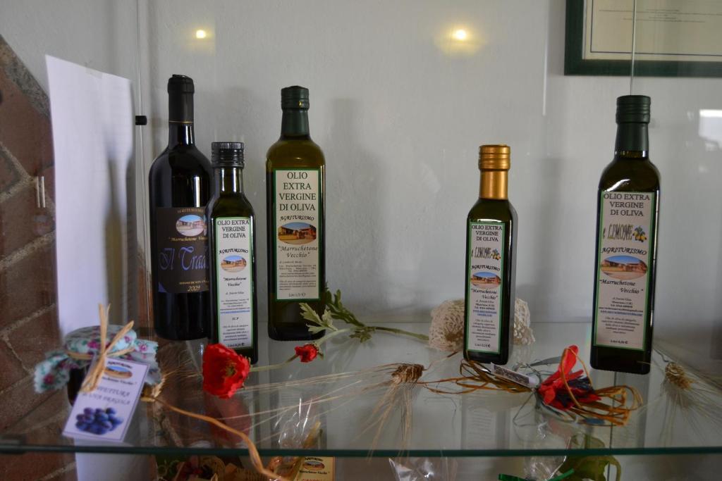 Agriturismo Marruchetone Vecchio มันชาโน ภายนอก รูปภาพ